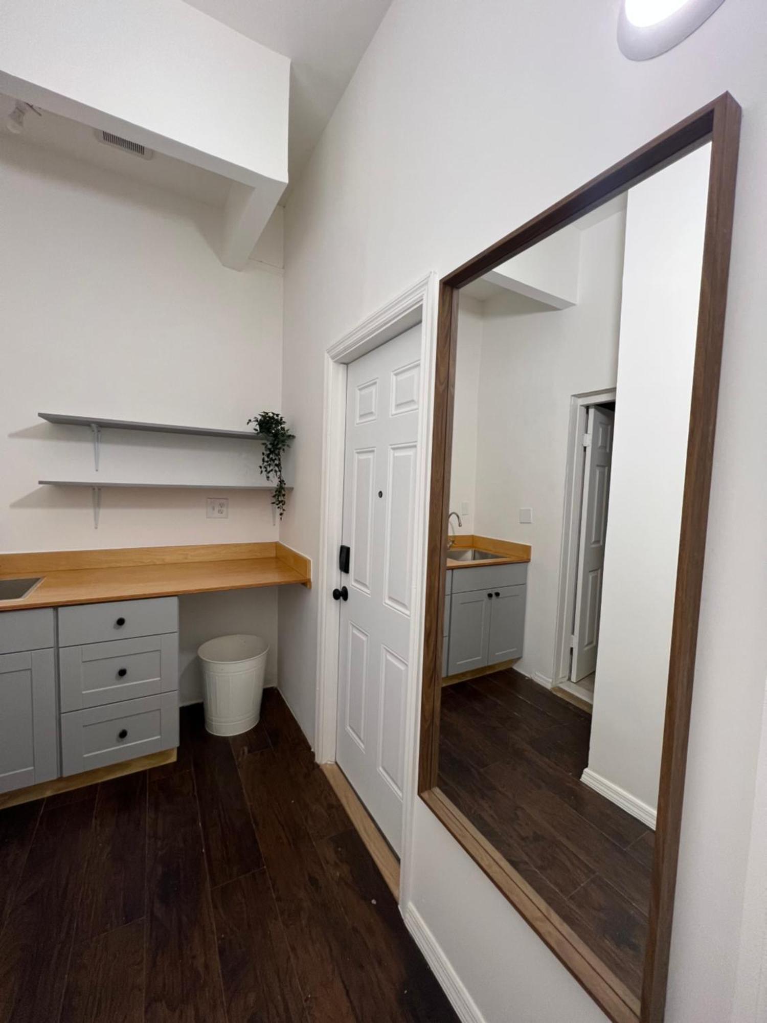 East Harlem Hostel Ню Йорк Екстериор снимка
