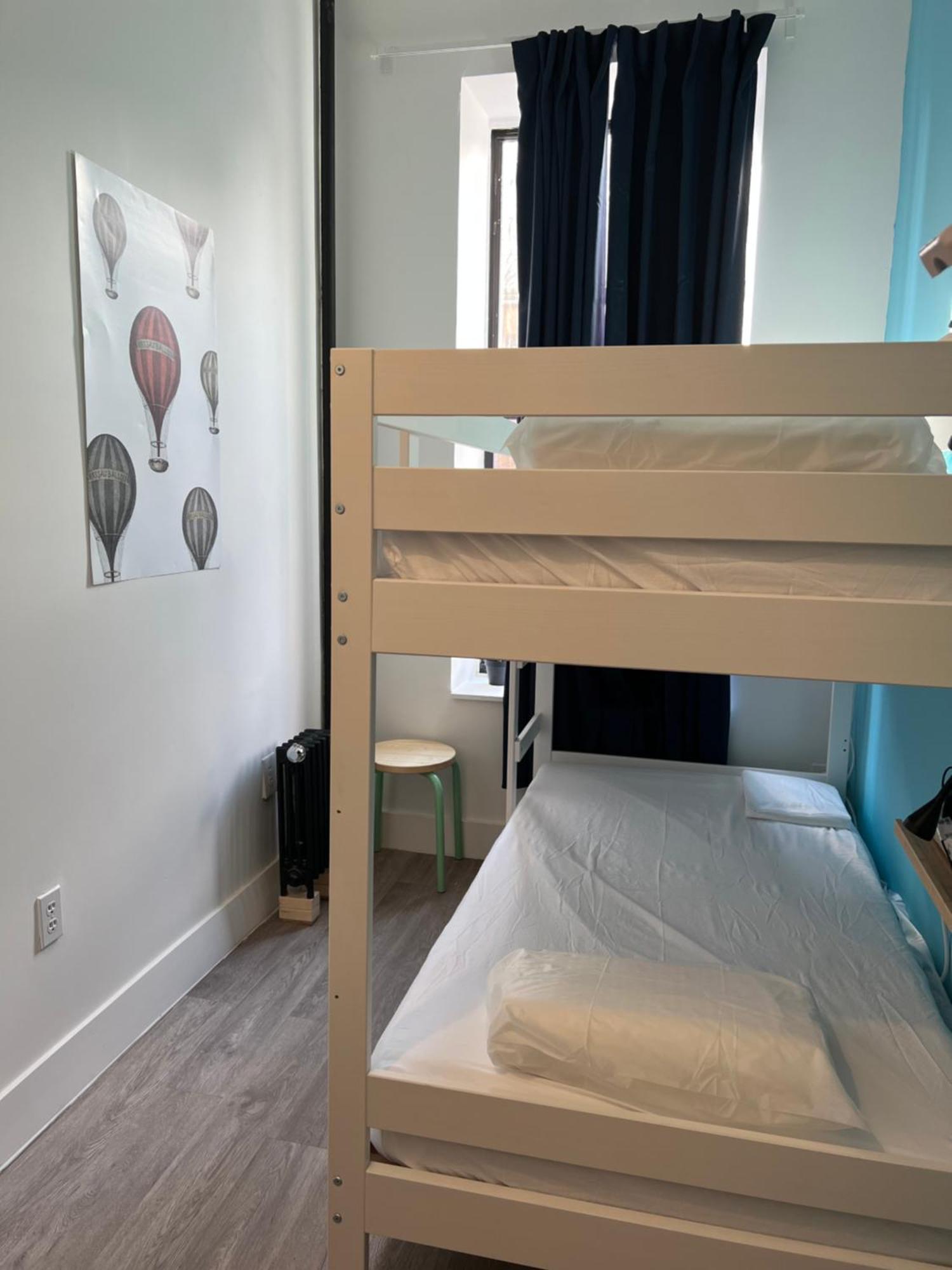 East Harlem Hostel Ню Йорк Екстериор снимка