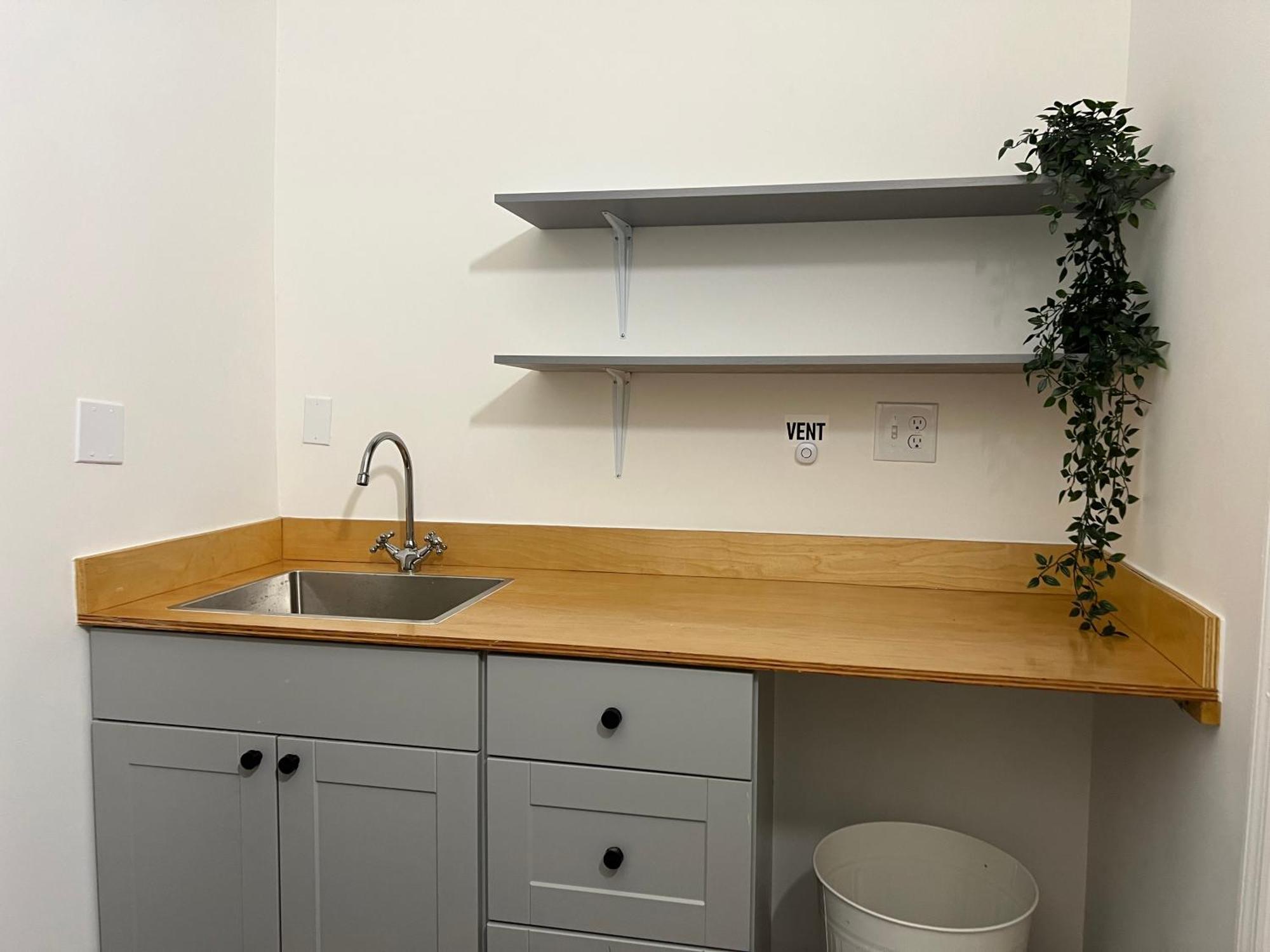 East Harlem Hostel Ню Йорк Екстериор снимка