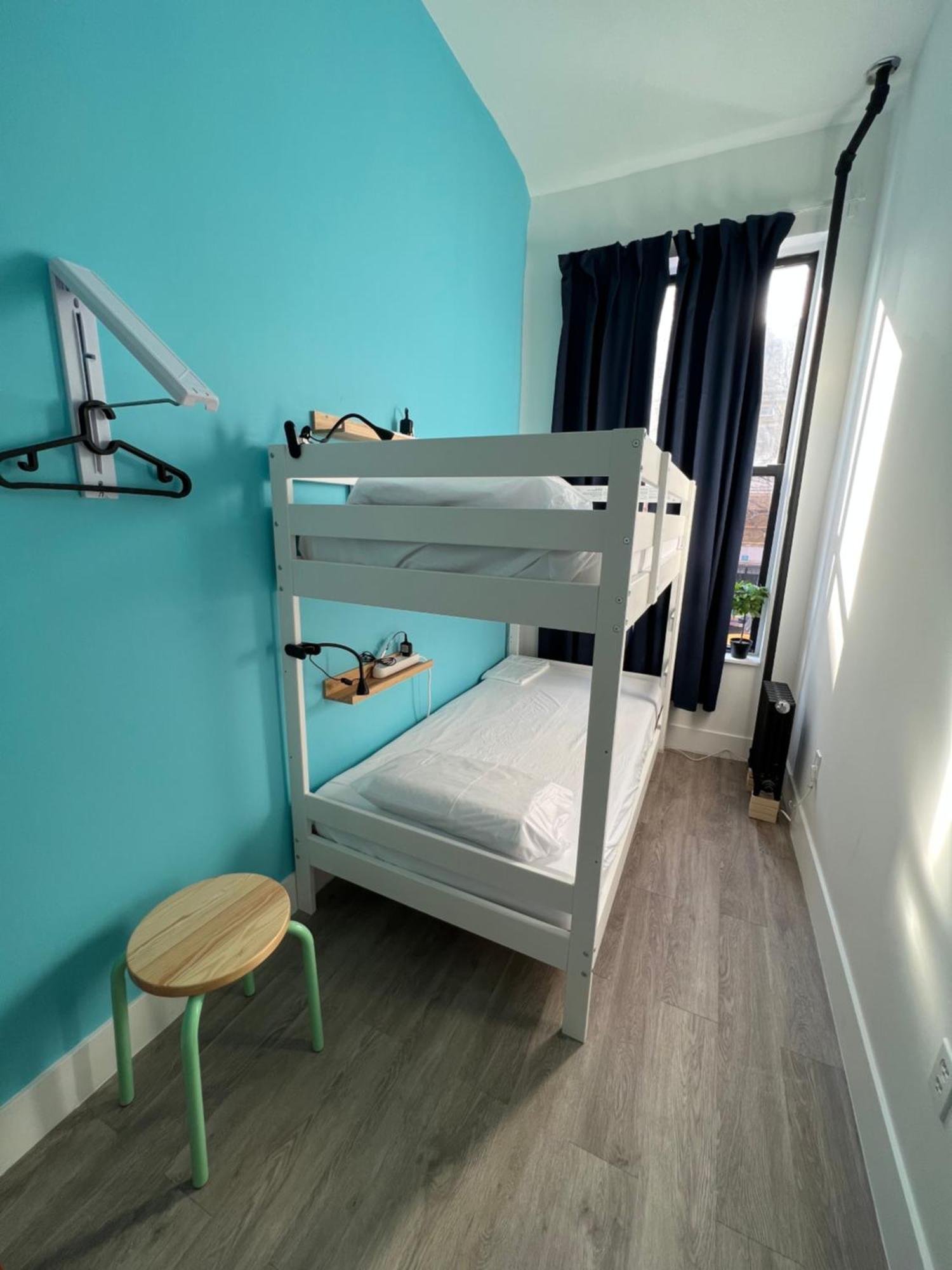 East Harlem Hostel Ню Йорк Екстериор снимка